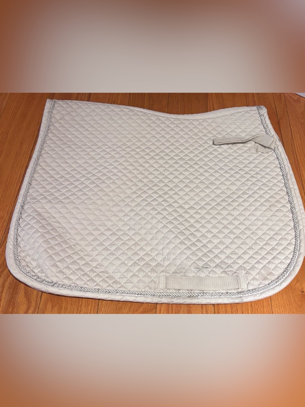 White Quilted Shedrow Saddle Pad